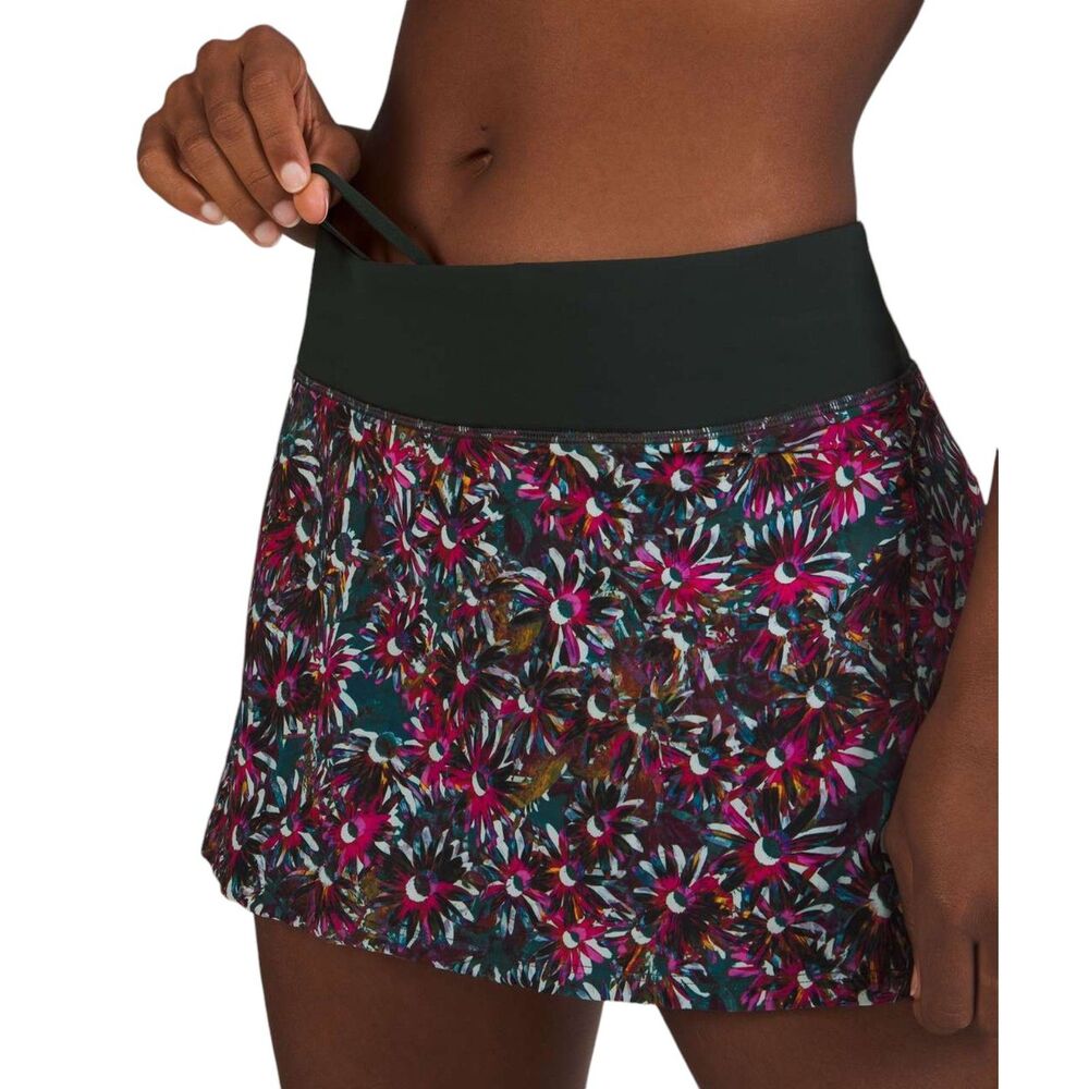 Lululemon Play Off the Pleats Mid-Rise Skirt *Floral Electric/ Rainforest Green